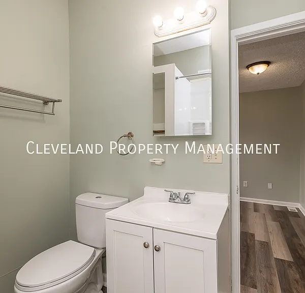 5030 Arch St #1 — Photo 19