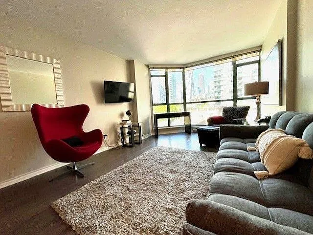 1 bed, 622 sqft, $2,750 — Photo 2