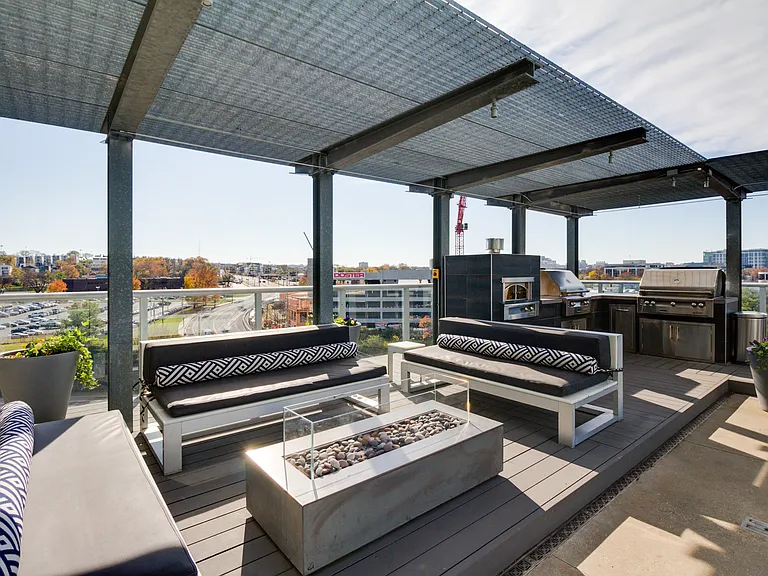700 12th Ave S #1008 — Photo 16