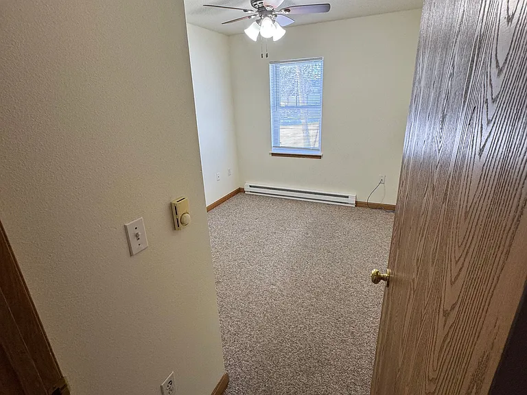 830 Union St — Photo 32
