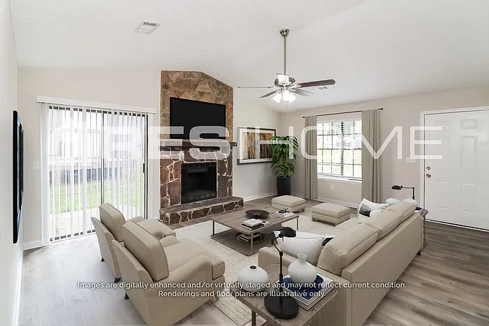 4 bed, 2.0 bath, 1378 sqft, $1,820 — Photo 4