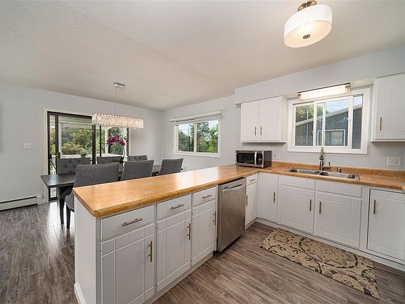 5th image of 667 E Cliff Dr