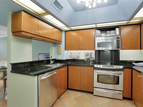 5th image of 1620 Spoonbill Ln #1620