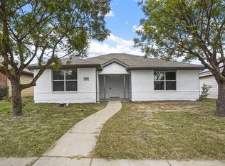 143 Spelt Ln, Dallas, TX 75241