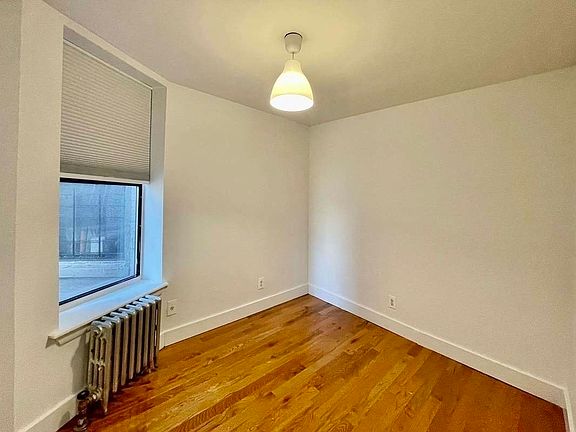 4th image of 645 Franklin Ave #3U