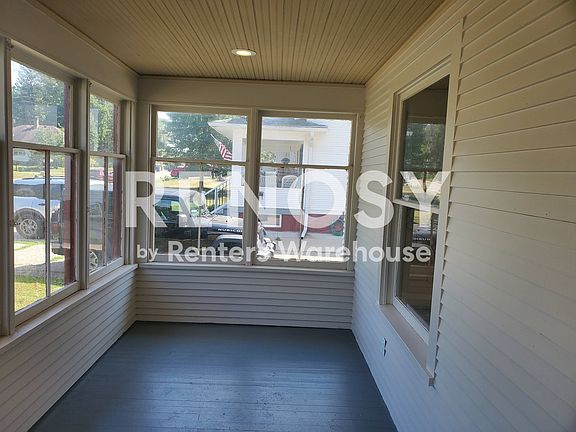 4th image of 608 Red Wing Ave