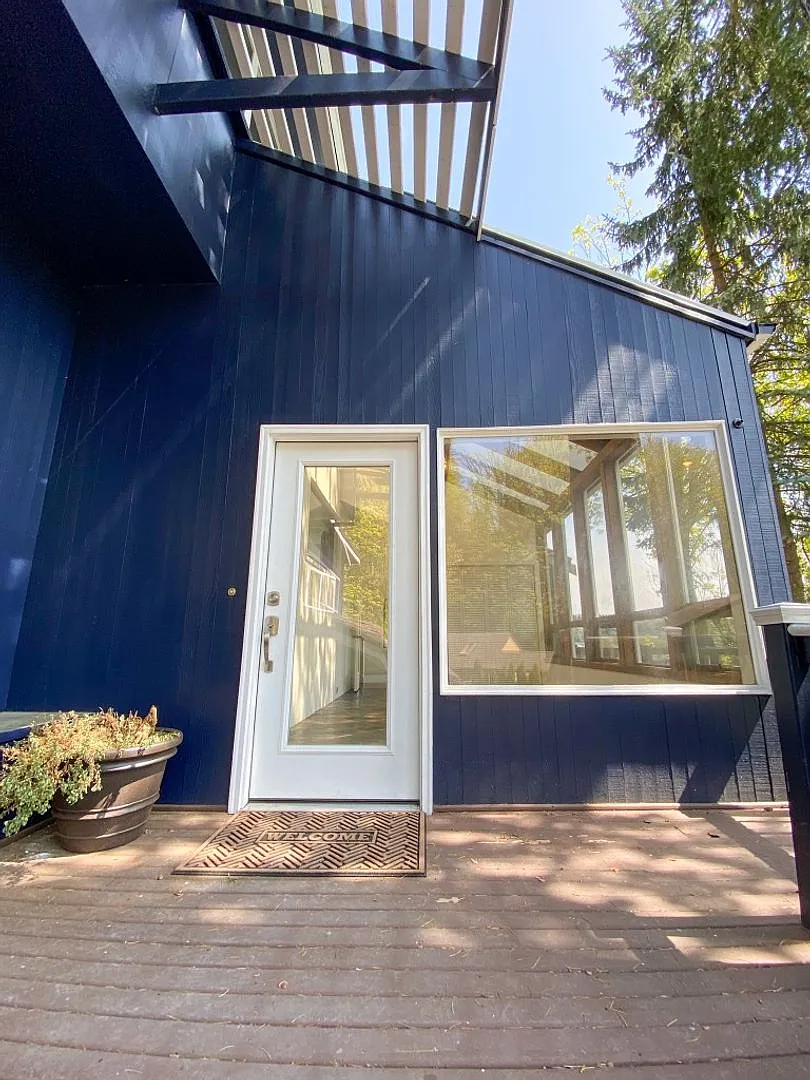 4Bd/4Ba Mercer Island Home — Photo 3