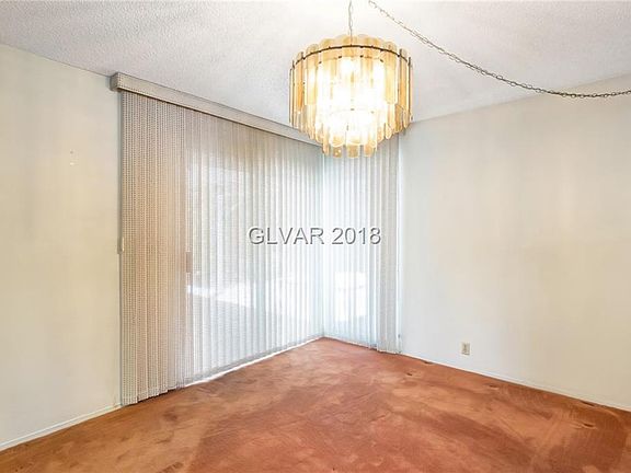5th image of 3355 Southridge Ave