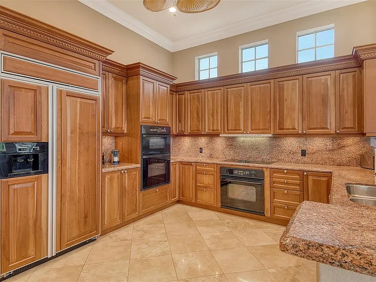 591 Putting Green Ln — Photo 22