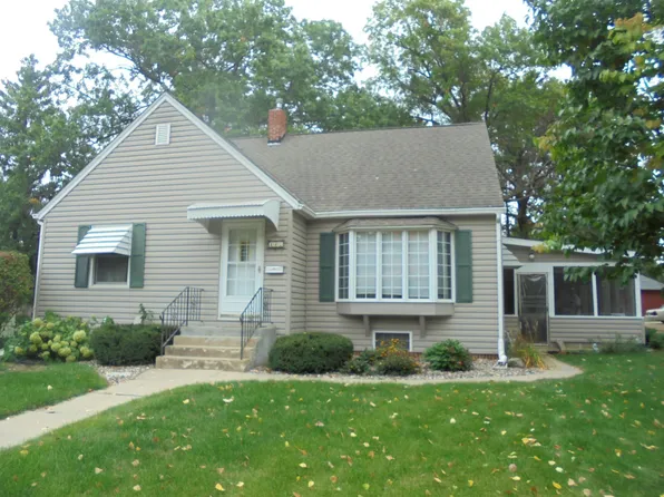 107 State St, Kenyon, MN 55946