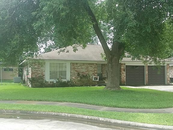 3rd image of 13611 Elm Ct