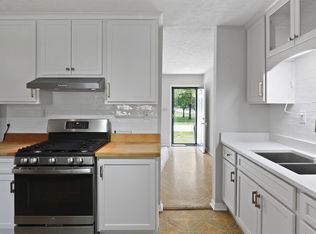 662 Cheyenne Dr, Lowell, IN 46356