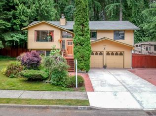 2208 35th Ave SE, Puyallup, WA 98374