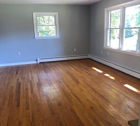 2nd image of 11426 Meadowlark Dr