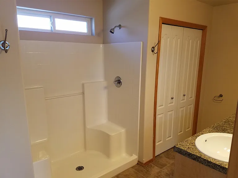 3222 Lombard Ave #C — Photo 13