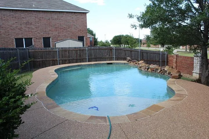 4 bed, 2.5 bath, 2236 sqft, $2,795 — Photo 4