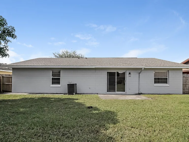 5437 Wauchula Ct — Photo 16