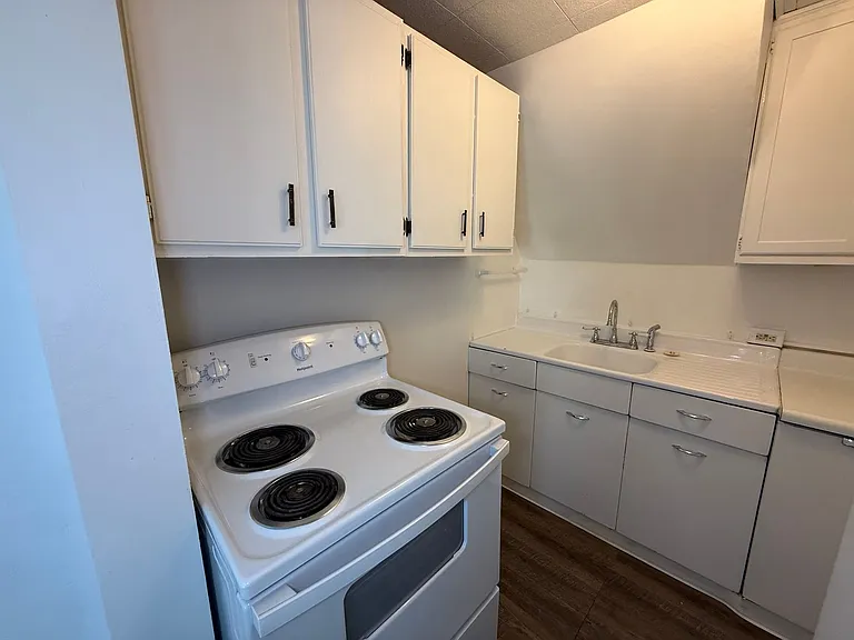421 South Chestnut Street — Photo 20