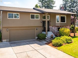 1380 SW McGinnis Ave, Troutdale, OR 97060