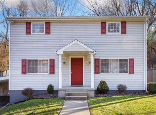 1016 Fern Valley Rd, Clairton, PA 15025