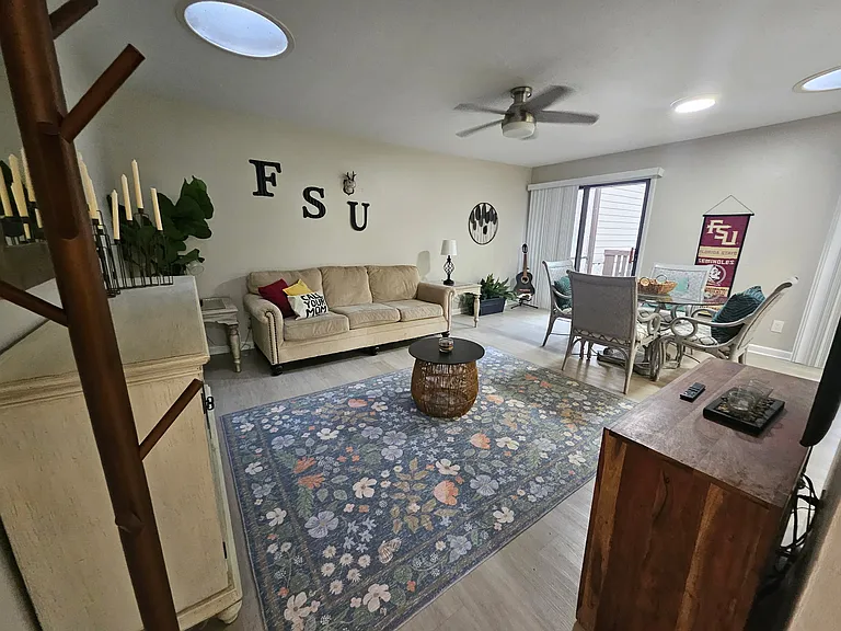 317 Westwood Dr — Photo 10