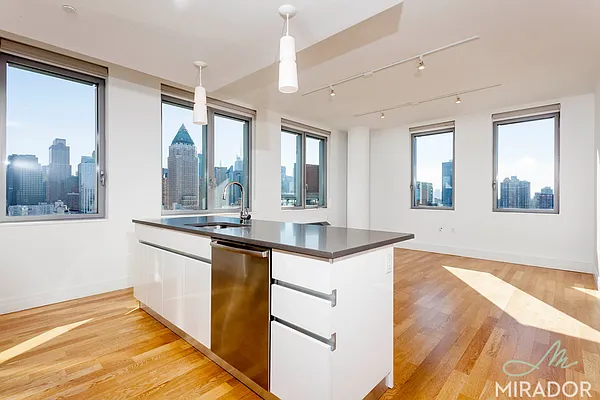 Rented by Mirador Real Estate | media 1