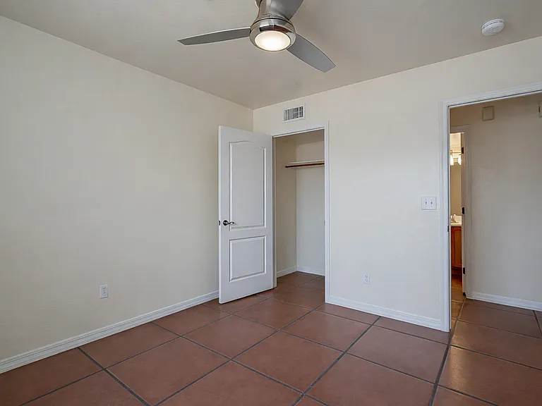 1718 N. 4th Ave. — Photo 7