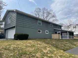 315 Cooper Ln, Syracuse, NY 13214