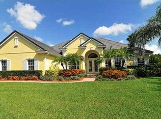 8840 Bloomfield Blvd, Sarasota, FL 34238