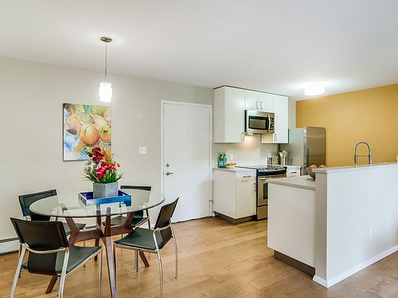 Dining Room/Kitchen