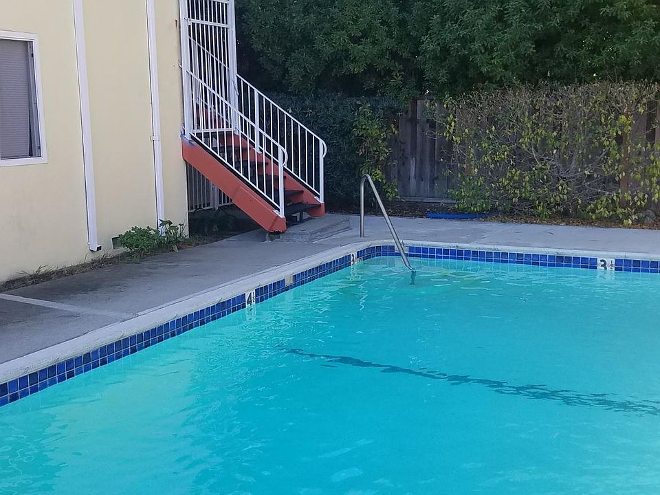 2nd image of 4029 Will Rogers Dr APT 20