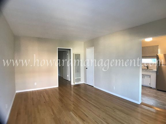 3rd image of 10666 Holman Ave #106705