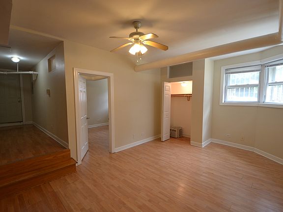 4th image of 4400 N Winchester Ave #440-4412