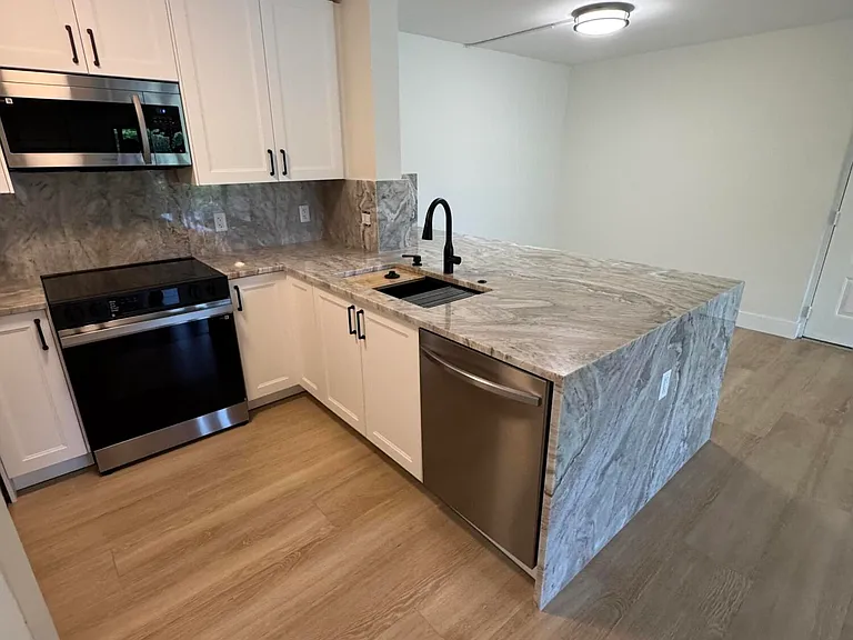 629 Sea Pine Way #C1 — Photo 11