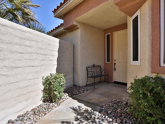 3rd image of 42521 Saladin Dr