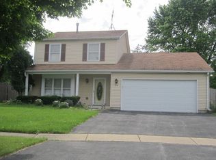 2716 Laurel Ct, Woodridge, IL 60517