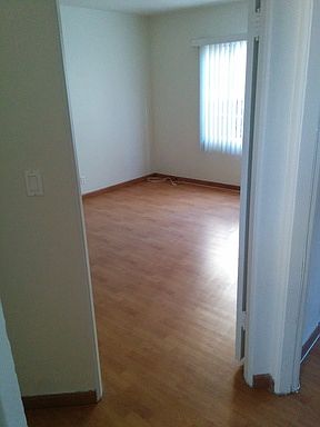 2nd image of 721A Idaho Ave