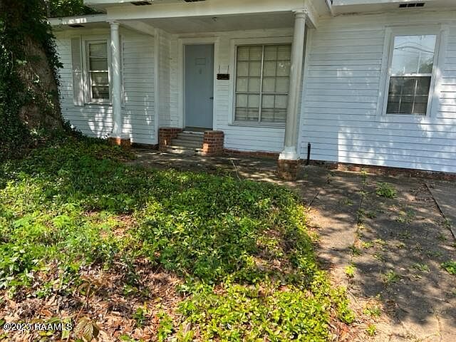 1st image of 1504 Parkview Dr