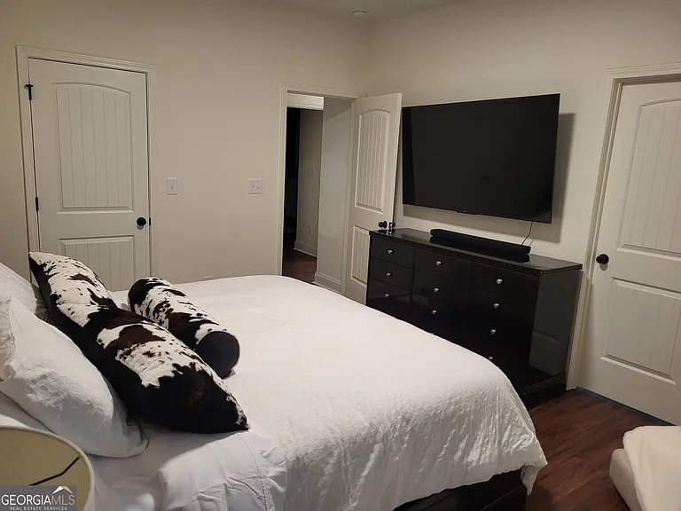 363 Bayside Ln — Photo 22