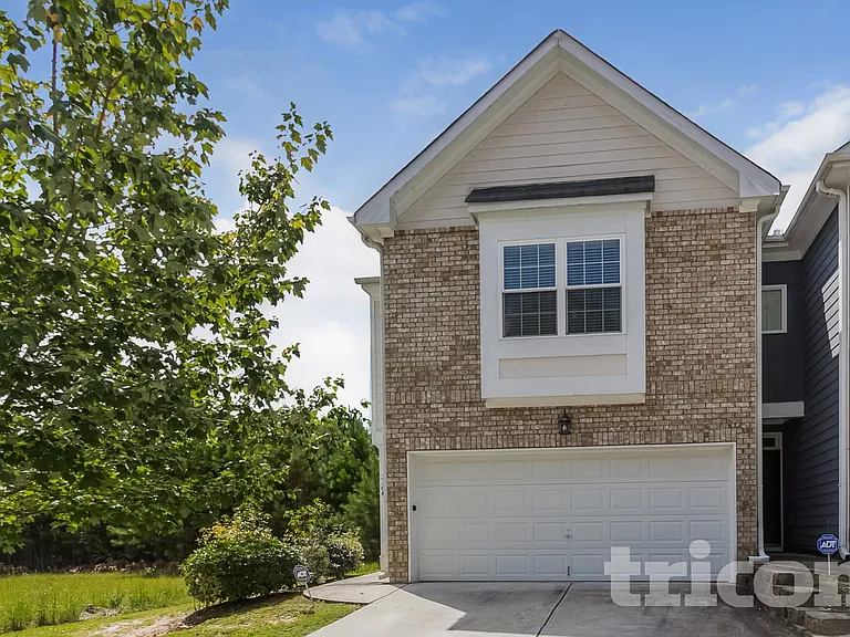3364 Estes Dr — Photo 2