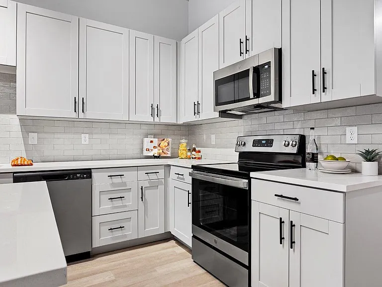 The Residences at Tesson Ridge — Photo 16