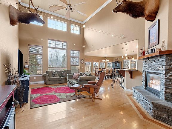 5th image of 3011 Sandalwood Ct