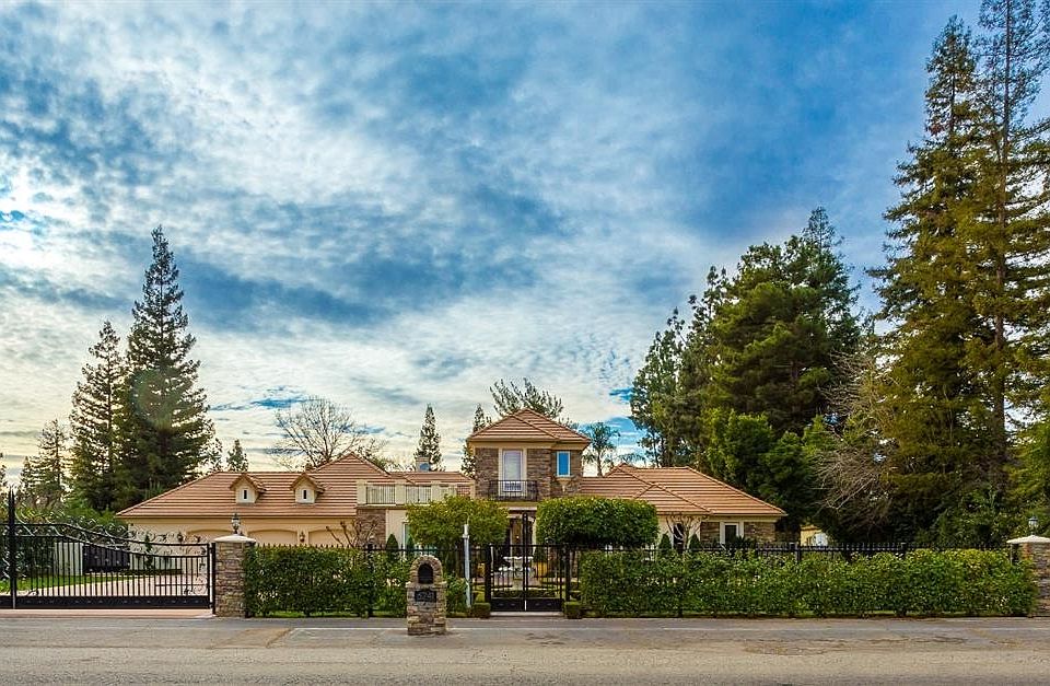 6241 N Van Ness Blvd, Fresno, CA 93711 Zillow