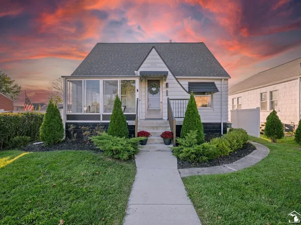 2846 William R St, Trenton, MI 48183