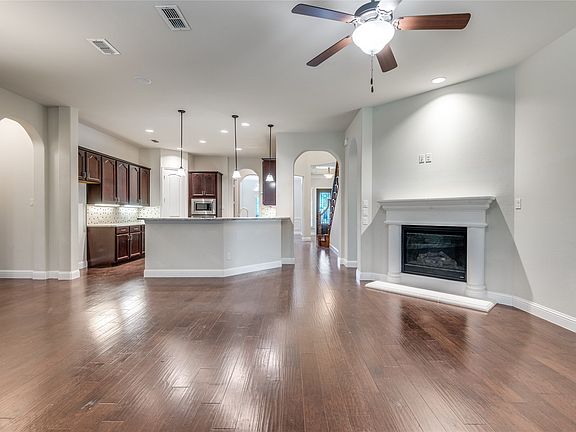 4th image of 5095 Havasu Dr