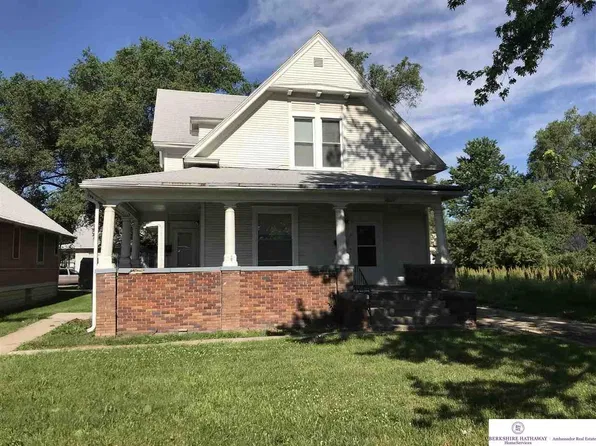 5306 N 25th St, Omaha, NE 68111