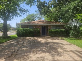 1860 W Kaufman St, Paris, TX 75460