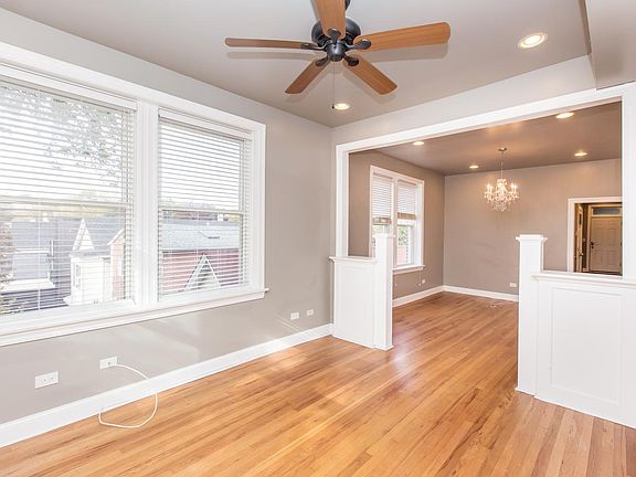 Dining Room / Sun Room