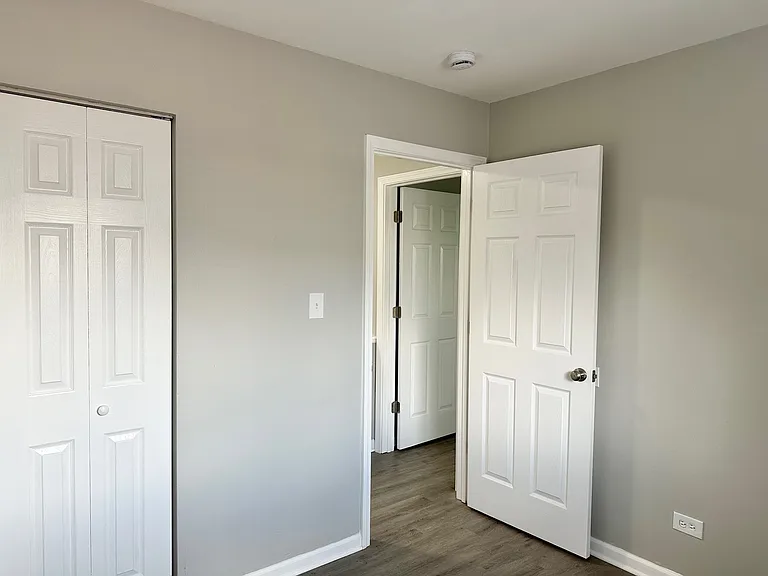 1715 E Roosevelt Rd #1 — Photo 14