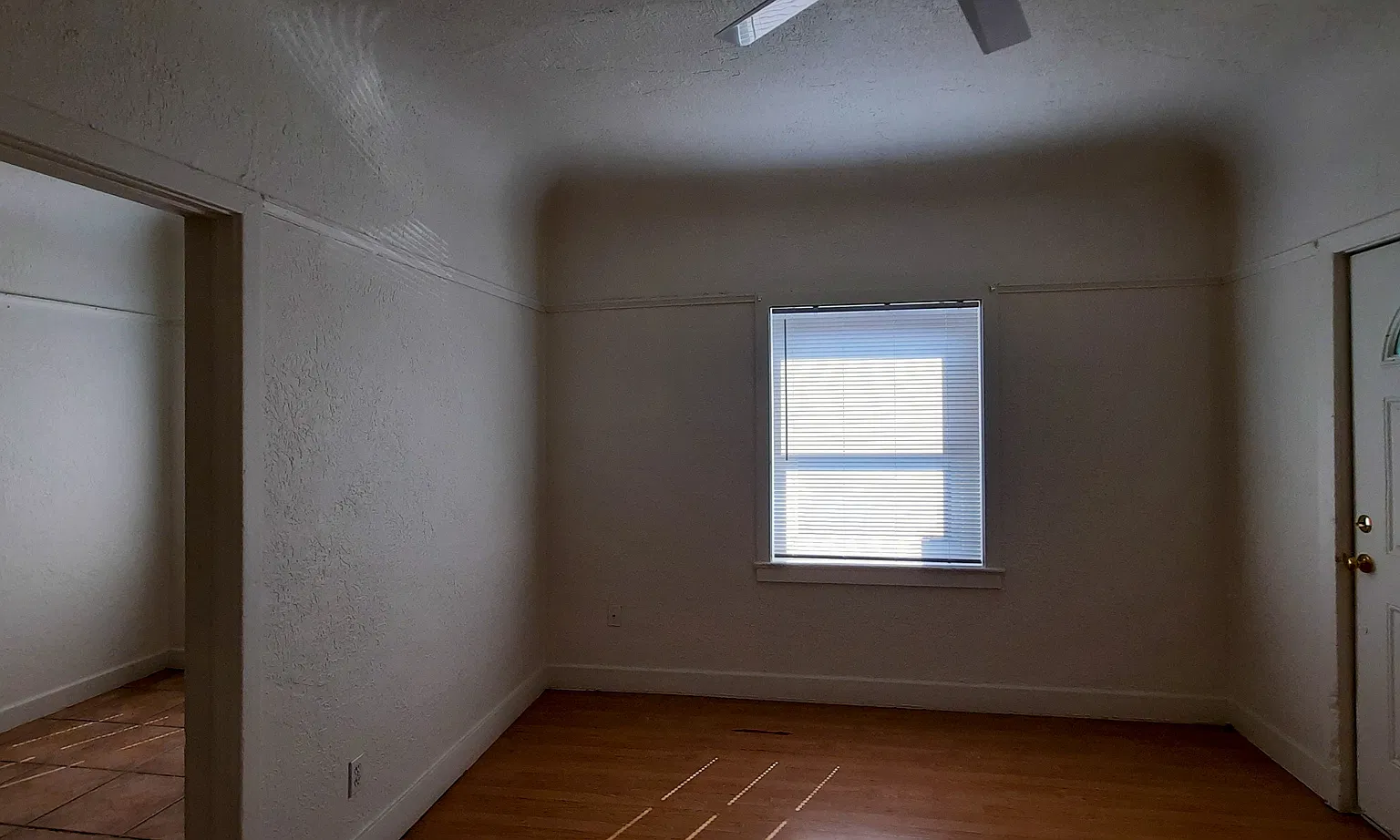 1230-1232 E Pierce - 1232 — Photo 3